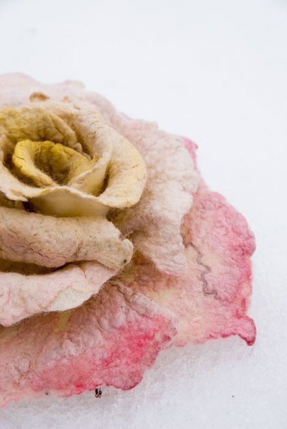 DISCOUNT -15 PERCENT Felted rose brooch from wool and silk in a handmade box