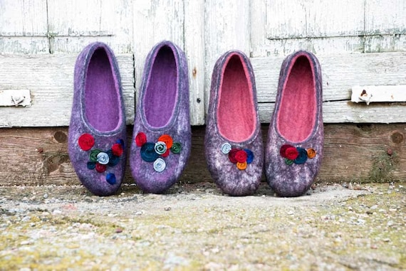 Felted slippers CIRCLES