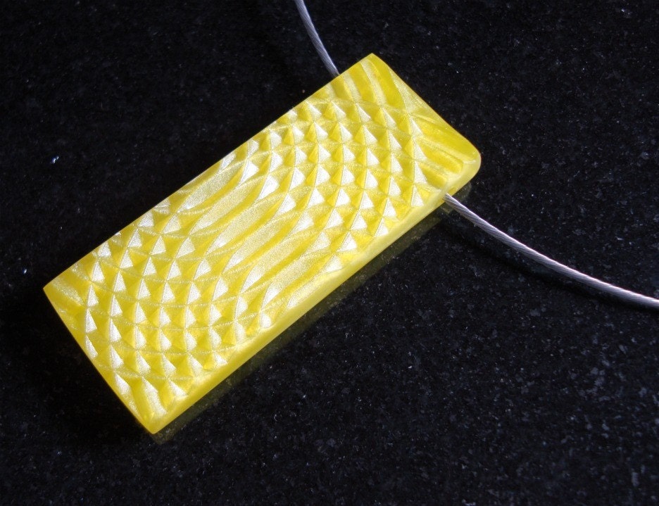 Textured pearlescent yellow  pendant