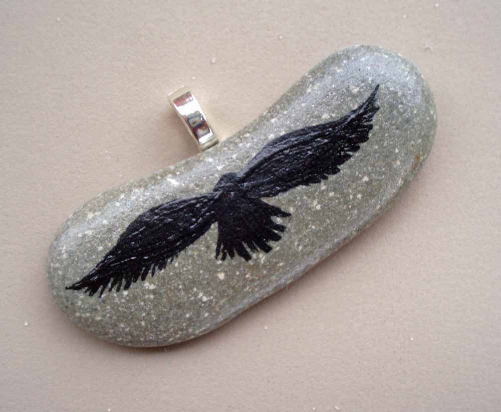 Handpainted Stone Flying Crow Pendant - geminiriverrocks