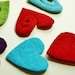 Tutorial for making a felt and zipper heart brooch PDF