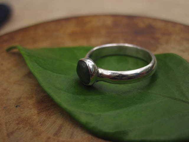 Handmade Green Nephrite Jade Sterling Silver Ring Single Stacking