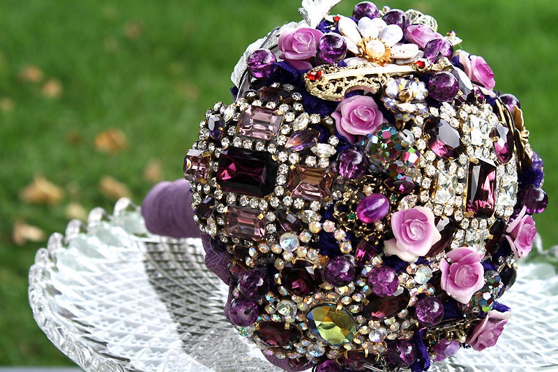 Bridal brooch bouquet DAZZLING PURPLE II - wedding keepsake made with vintage rhinestone brooches, earrings and more