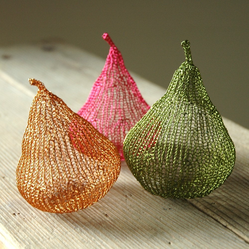 RESERVED 4 x Exquisite Provencal Pears