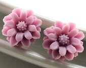 Stud Earrings Post Earrings Pale Lilac Petite Flower Stud Earrings . Argentina Earrings in  Pale Lilac