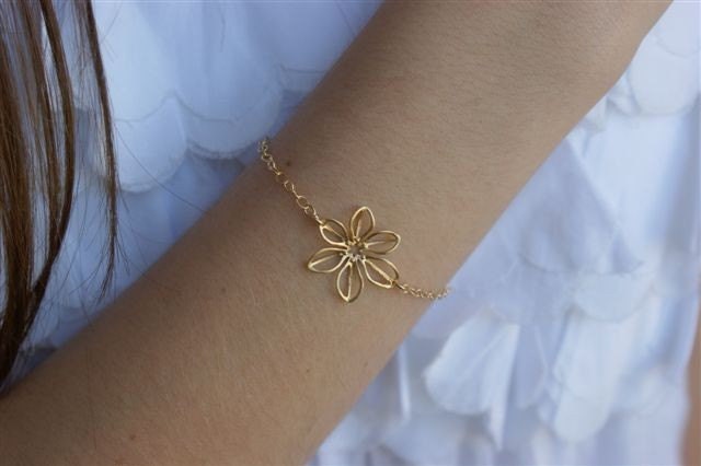 Thin Gold Bracelet, Dainty Jewelry, Dainty Flower Bracelet, Gold Chain Bracelet