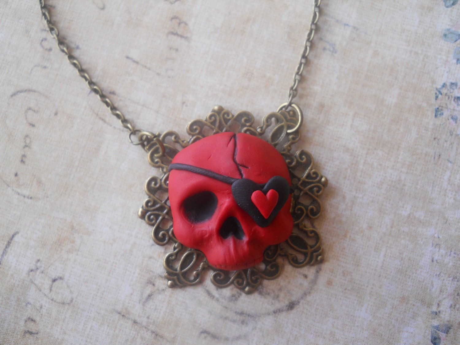 Love bandit necklace