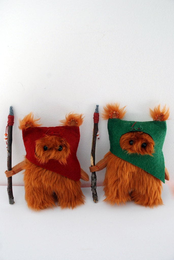 Star Wars Ewok Fur Ooak .12cm. Dark Green.