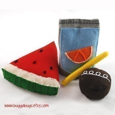 PERFECT PICNIC - PDF Felt Food Pattern (Basket, Hoagie Sandwich, Juice Pouch, Cupcake, Watermelon)