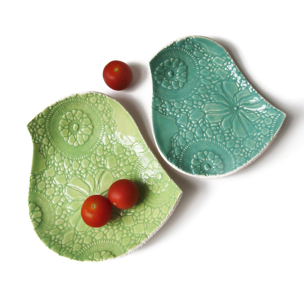 Ceramic plate set Lace textured bird plates in key lime green and seafoam turquoise stoneware ceramic pottery Crochet imprint nesting bowls