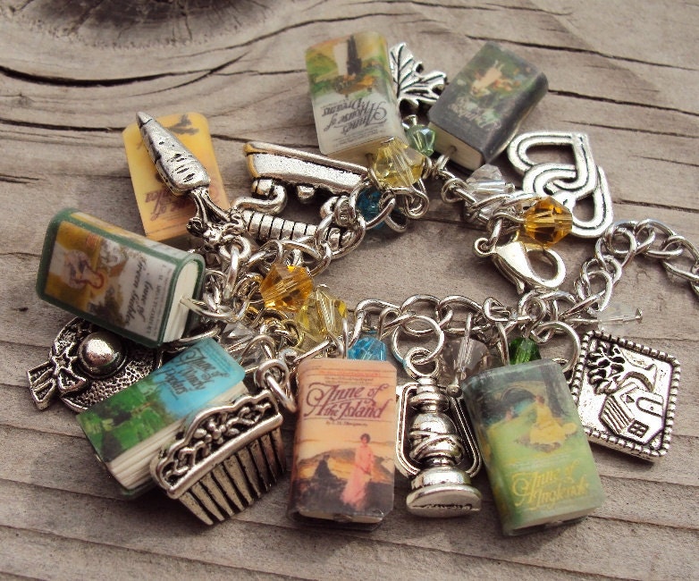 ADULT SIZE AnneofGreenGables Books Fringe Charm Bracelet