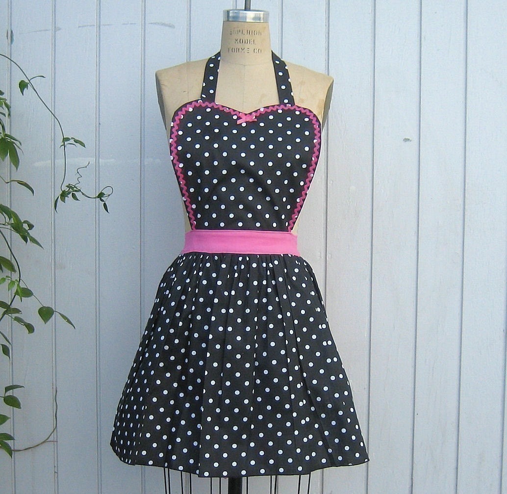 Retro APRON  Black polka dot vintage style flirty aprons great for flirty Valentines Day gift