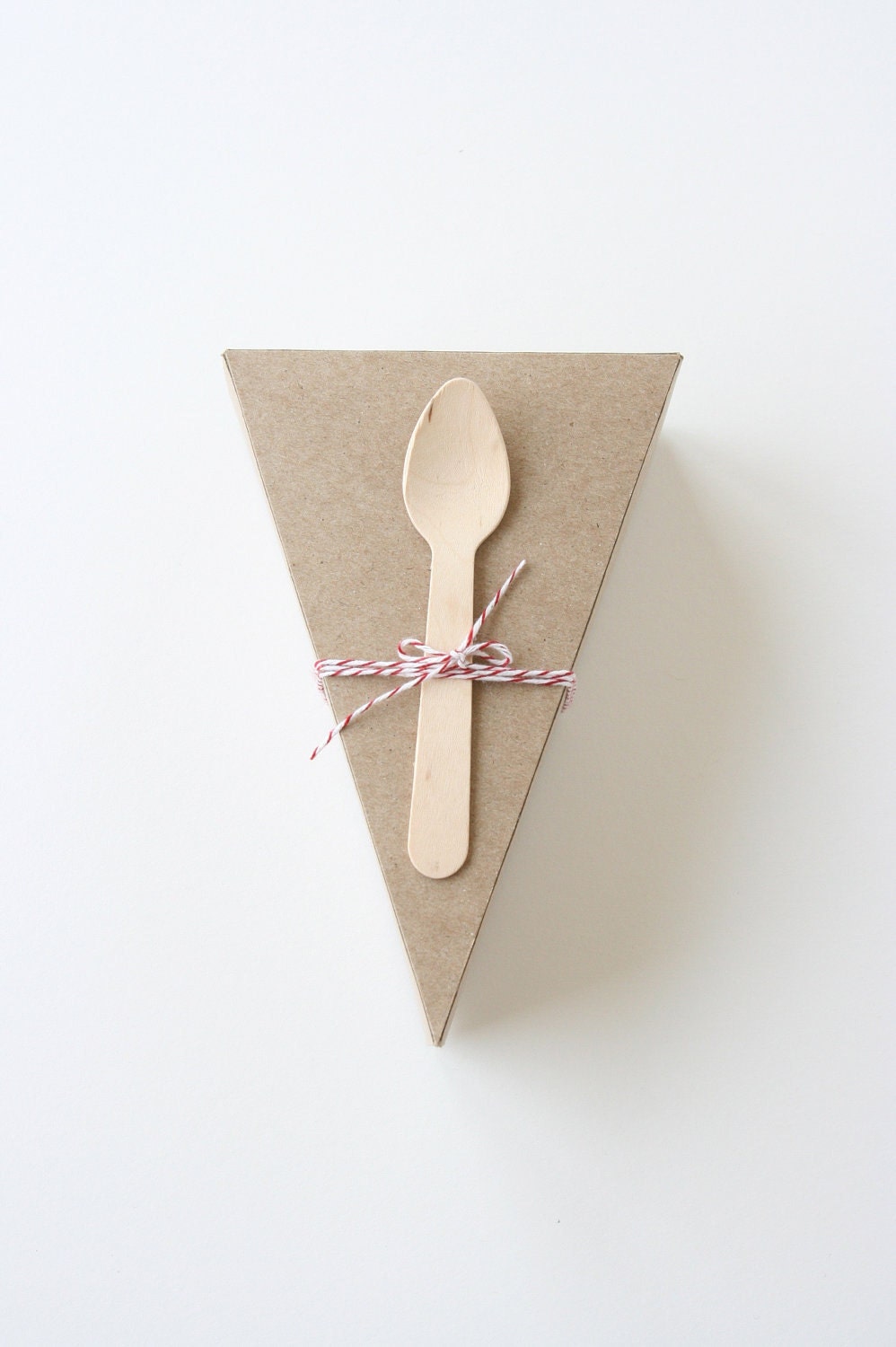 24 DELUXE LIDDED Wedge-Shaped Pie Box Kits with SPOONS