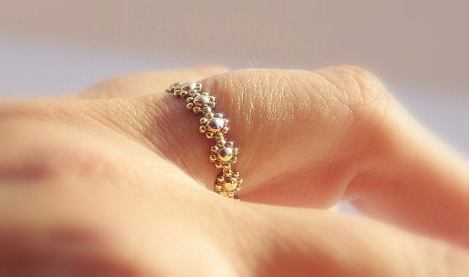 Dainty Gold Filled Daisy Flower Stacking Wedding,  Gold Engagement or Gold Bridesmaid Ring / Gold Band