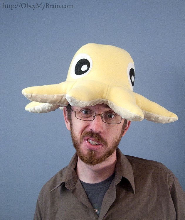 Fleece Octopus Hat - Light Yellow
