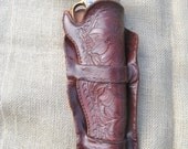 Wyoming Territory Double Loop Holster - Full Floral Carving