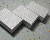 20 Pack of 2.5X1.5X1 Inch Size White Swirl Cotton Filled Jewelry Gift Merchandise Boxes