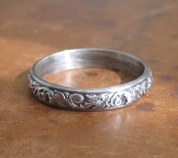 Sterling silver patterned ring with scrolling leaves, custom sized, wedding band, stacking ring