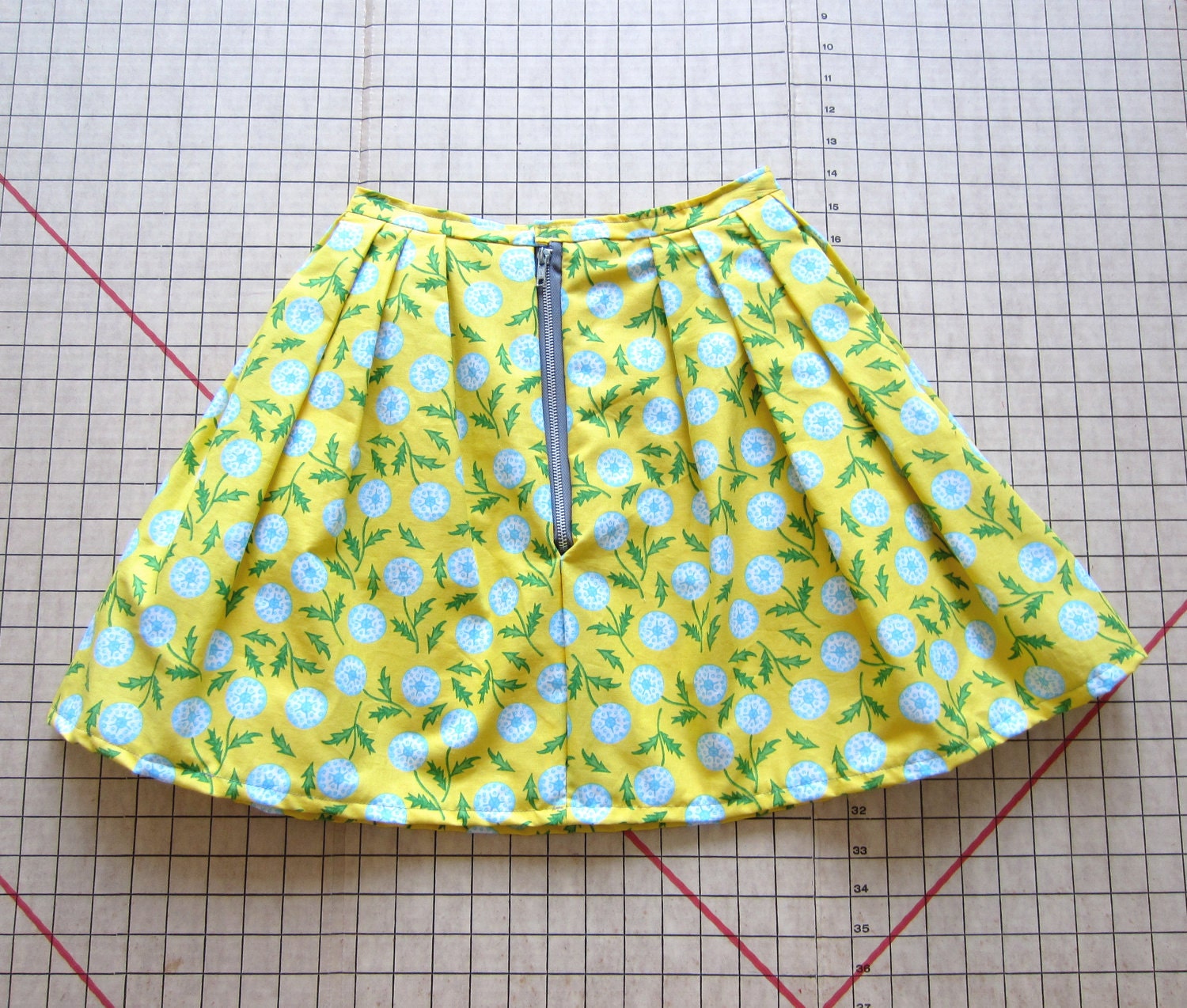Floral Full A-Line Skirt X-Small Vintage Inspired Happy Garden Yellow Dandelion