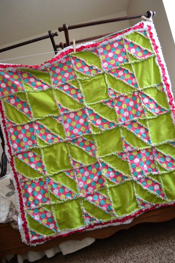 Houndstooth PATTERN Rag Quilt, Toddler Bedding, Baby Blanket, SEWING Instructions, Instant Download PDF