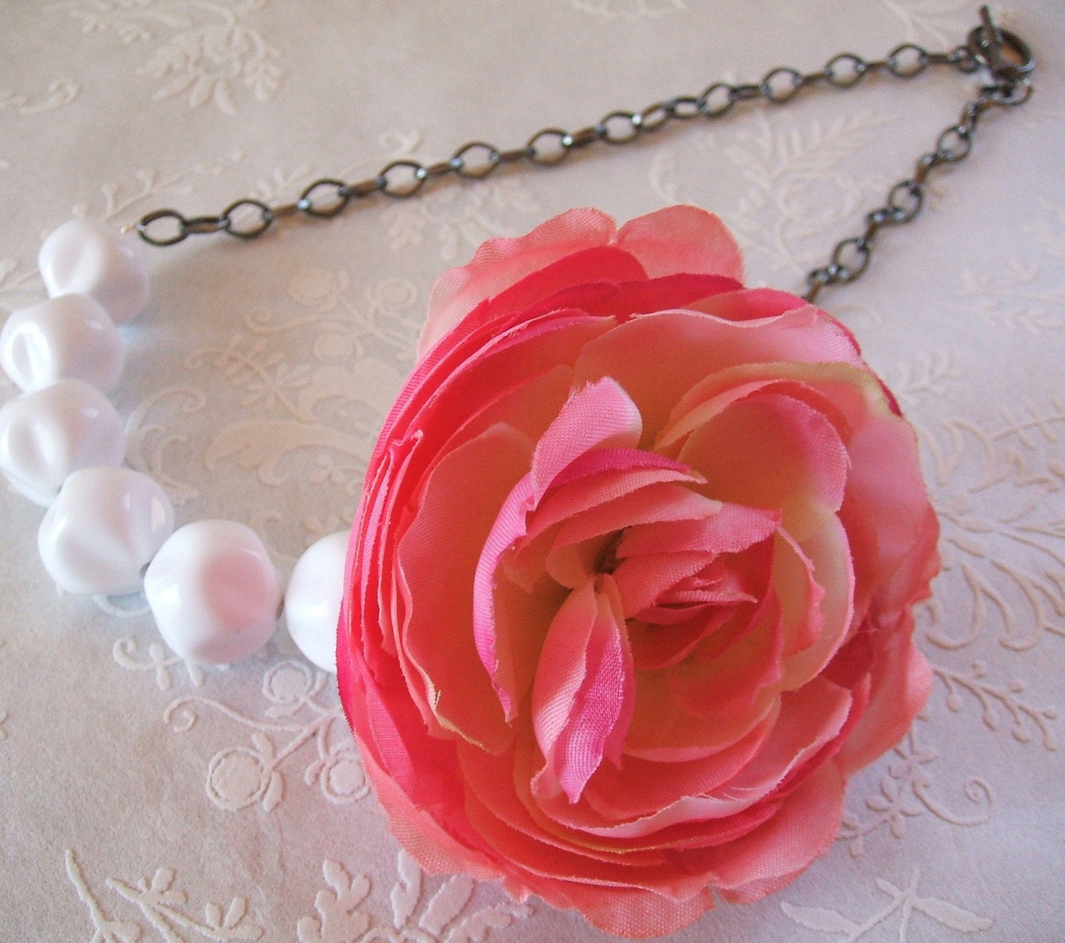 Flower Necklace - Pink rose, large white retro plastic beads