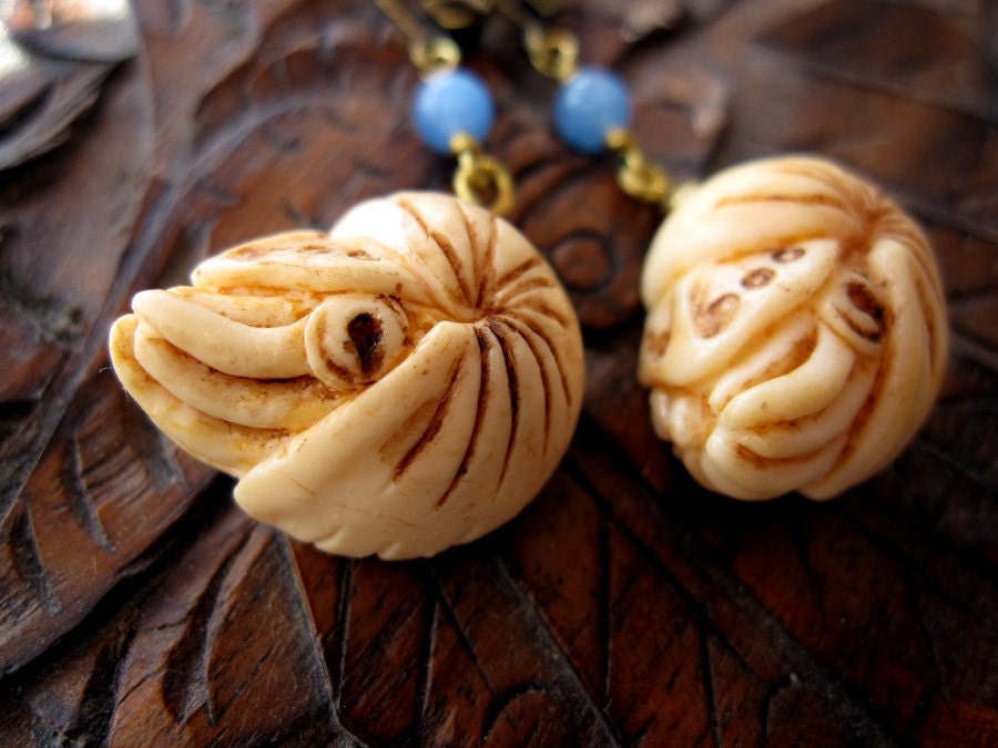 The Nautilus and the Deep Blue Sea - Earrings