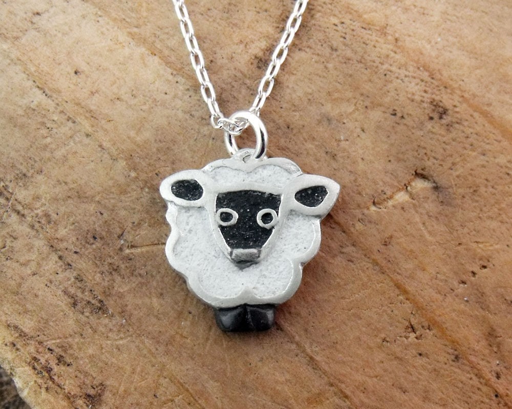 Little sheep necklace - concrete and silver - Made to order