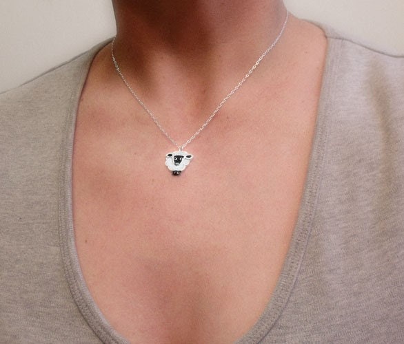Little sheep necklace - concrete and silver - Made to order