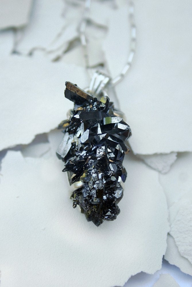 STEEL COLORED DRUZY NECKLACE WITH ANTIQUE BUGLE BEADS