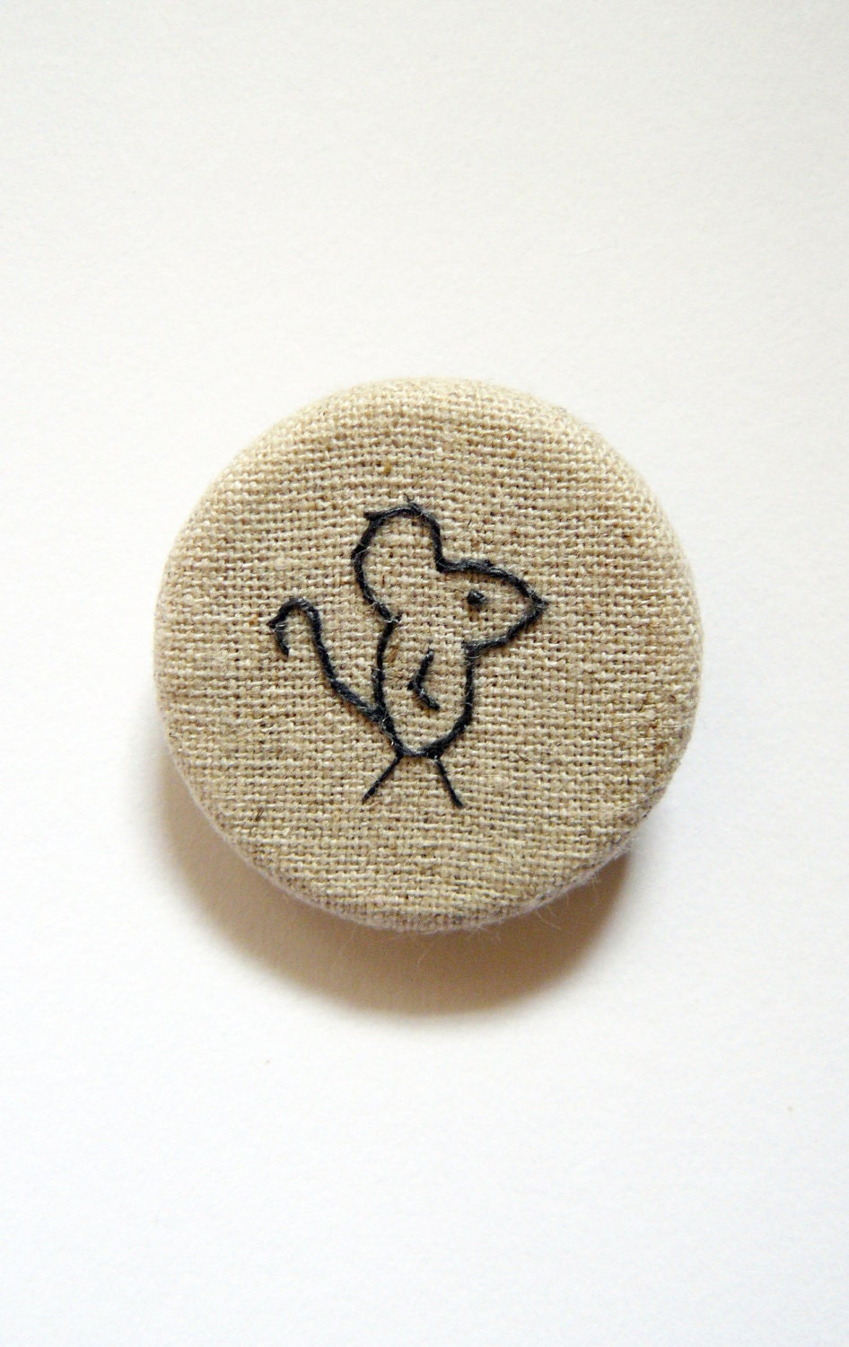 Mouse Brooch. rat pin badge. hand embroidery on taupe linen cotton blend fabric