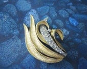 BSK Stylized Leaf Rhinestone Pin