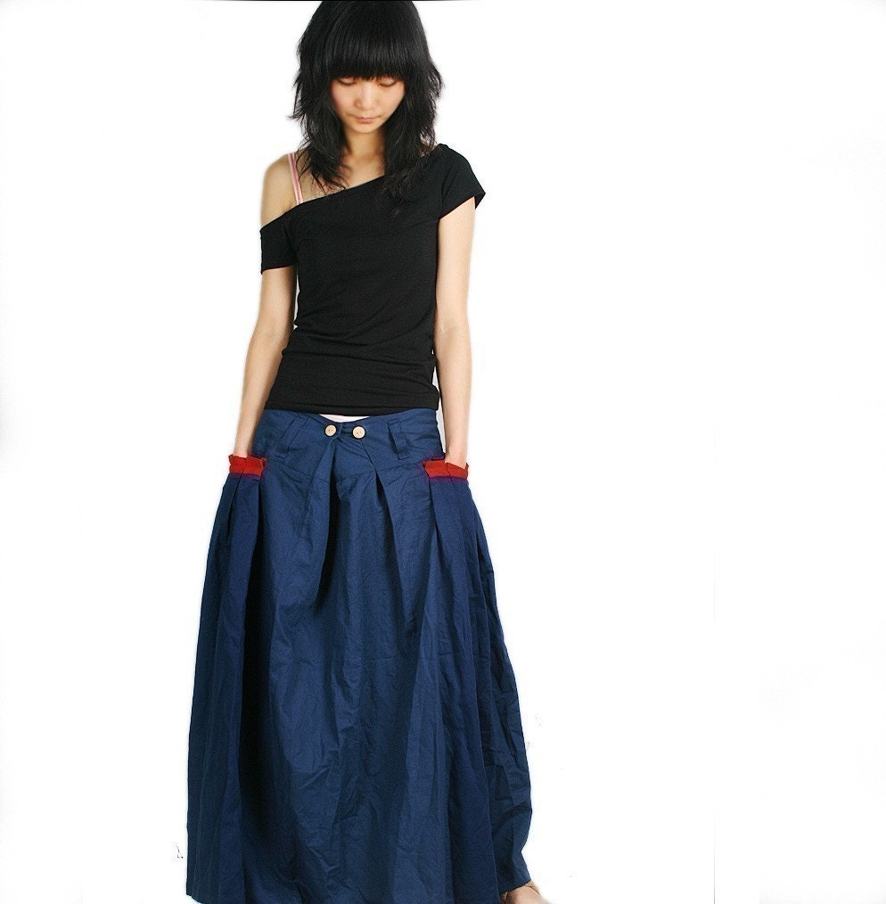 RED POCKET Maxi Skirt in black (Q1001)