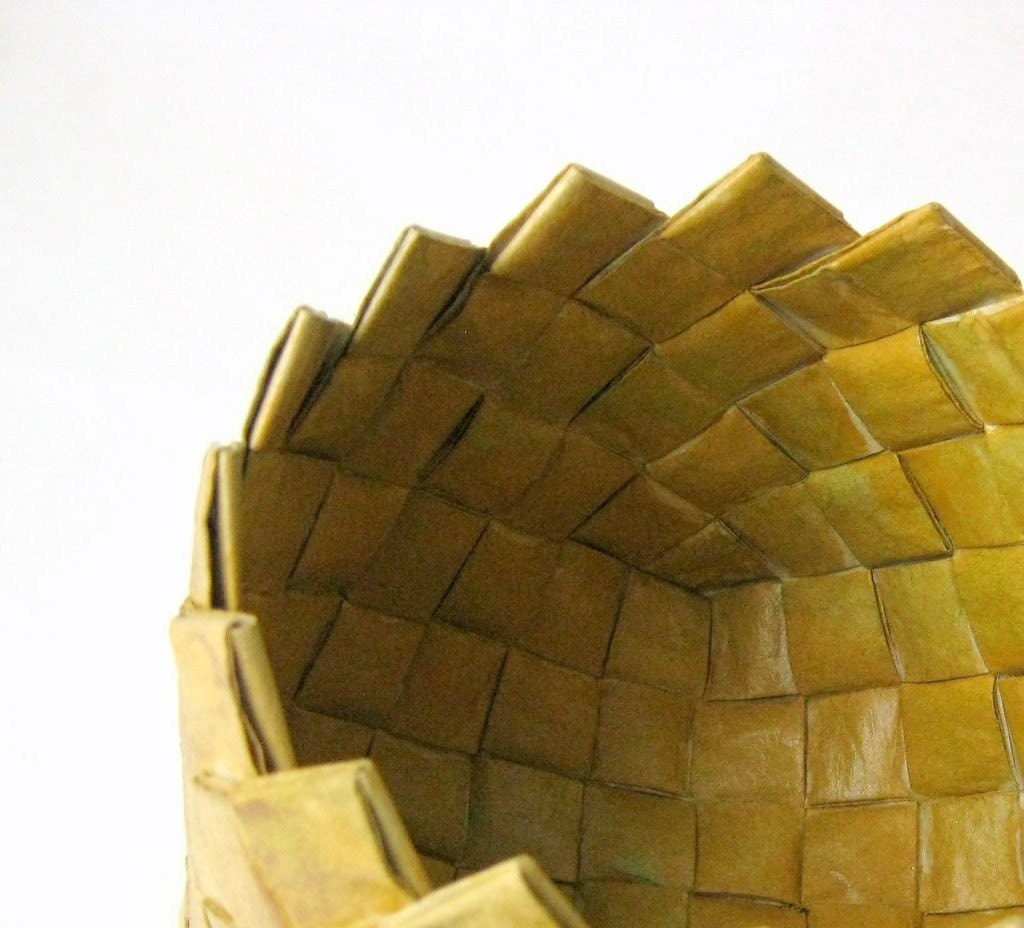 Basket hand woven ocra golden unique