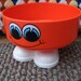 Don't Worry Be Happy ... Vintage Plastic Snack Bowl with Feet SO Cute