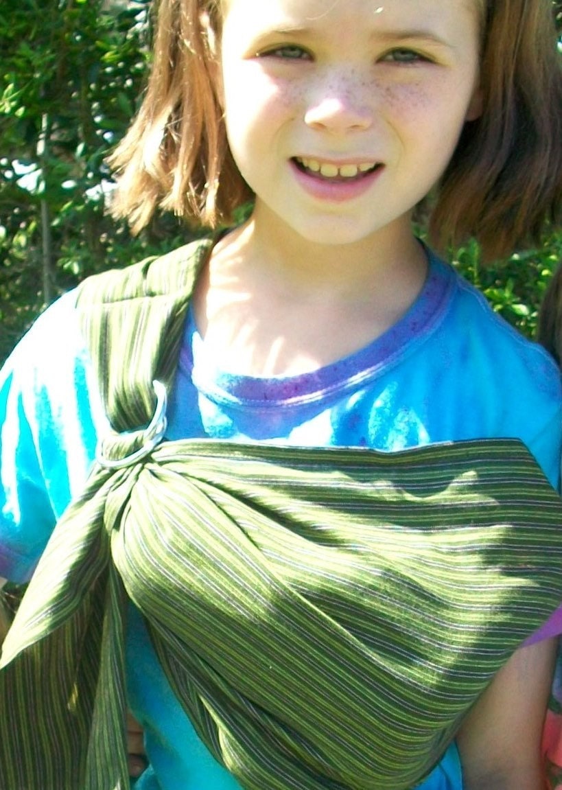 Baby Doll Sling for your little one - led free rings.