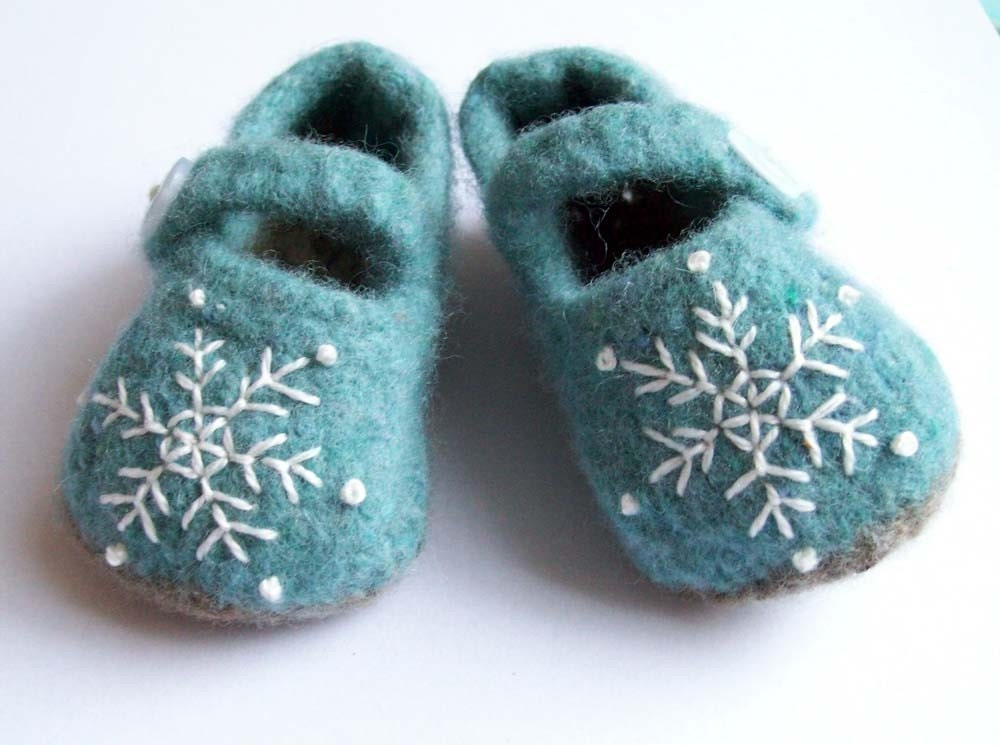 Snowflake Booties