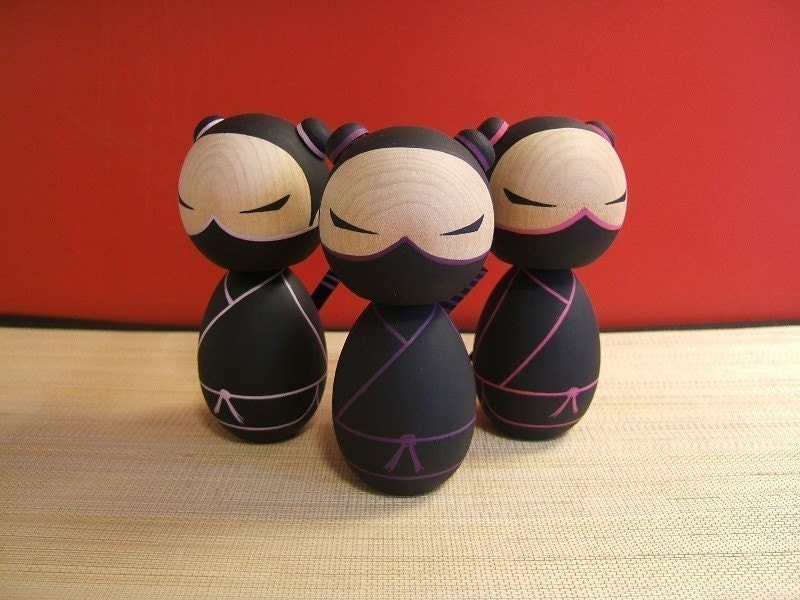 Kokeshi doll. Sasha the kokeshi ninjette (choose pink, lavender or violet)