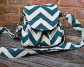 Padded Compact Digital Camera Bag Crossbody Messenger Canon Rebel EOS 55mm Chevron