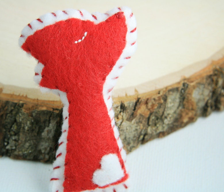Red White Felt Embroidered Brooch Fox In Love Valentine Gift