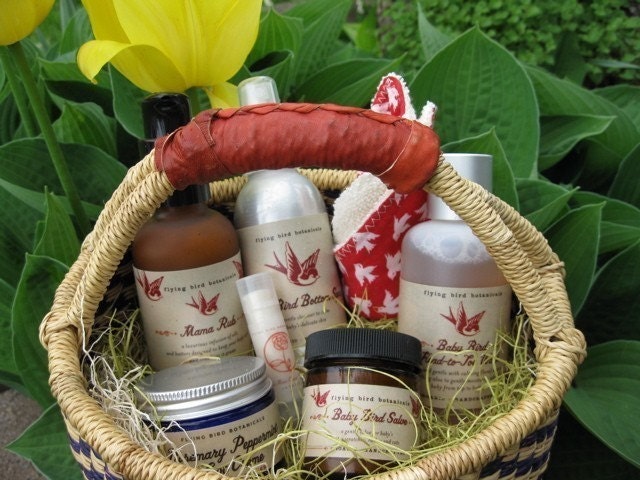 mama and baby basket, organic bath and body care for mama and baby