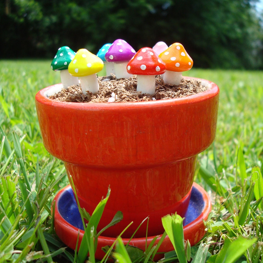 Mushroom Garden Stake