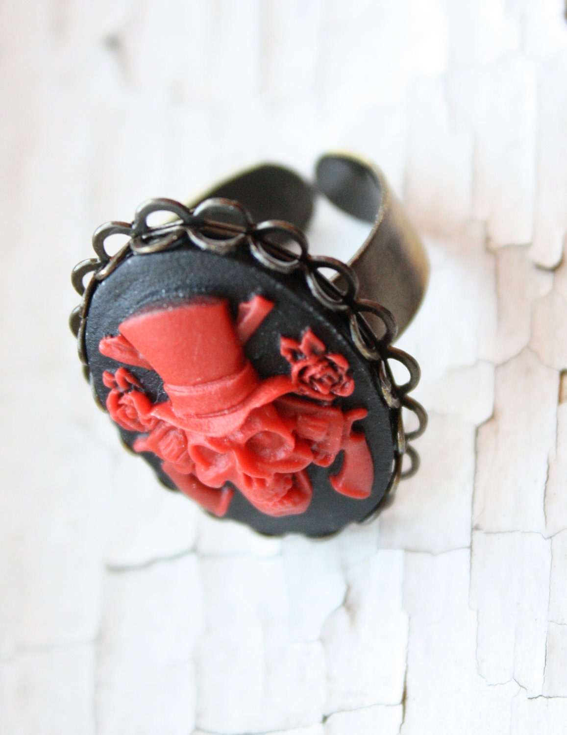 Guns and Roses Red and Black Skull Cameo Ring
