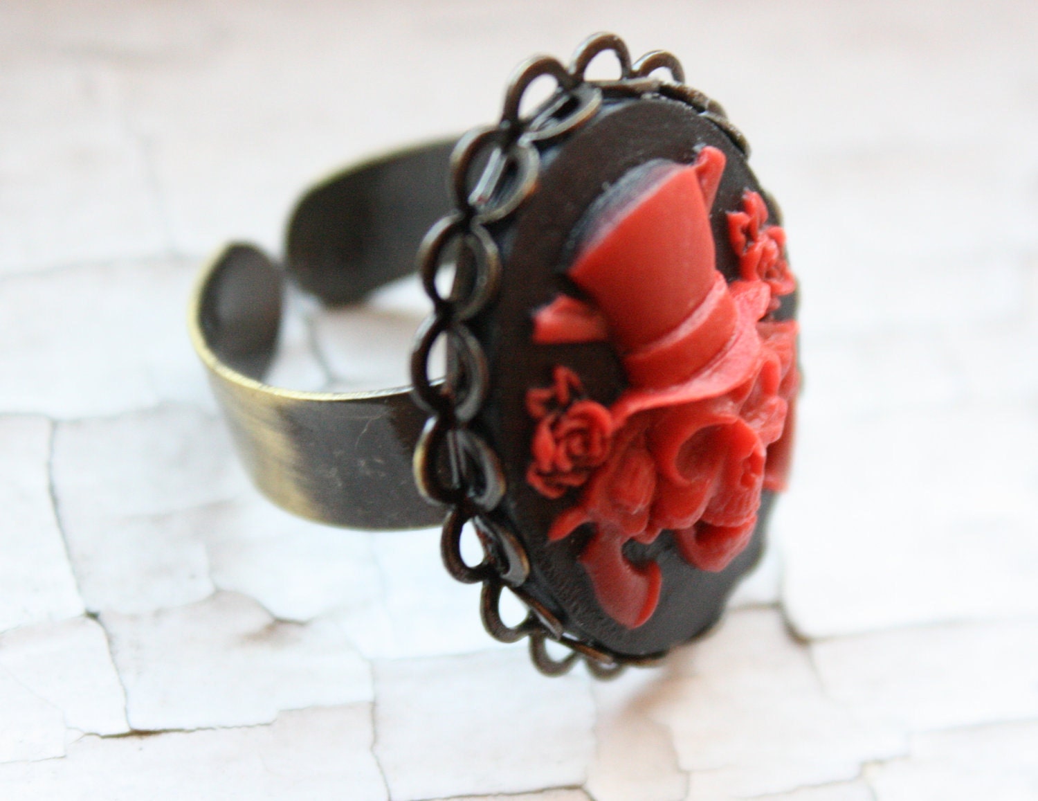 Guns and Roses Red and Black Skull Cameo Ring