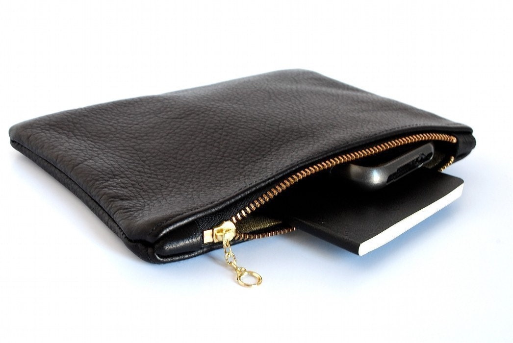 UNISEX Black leather mini clutch