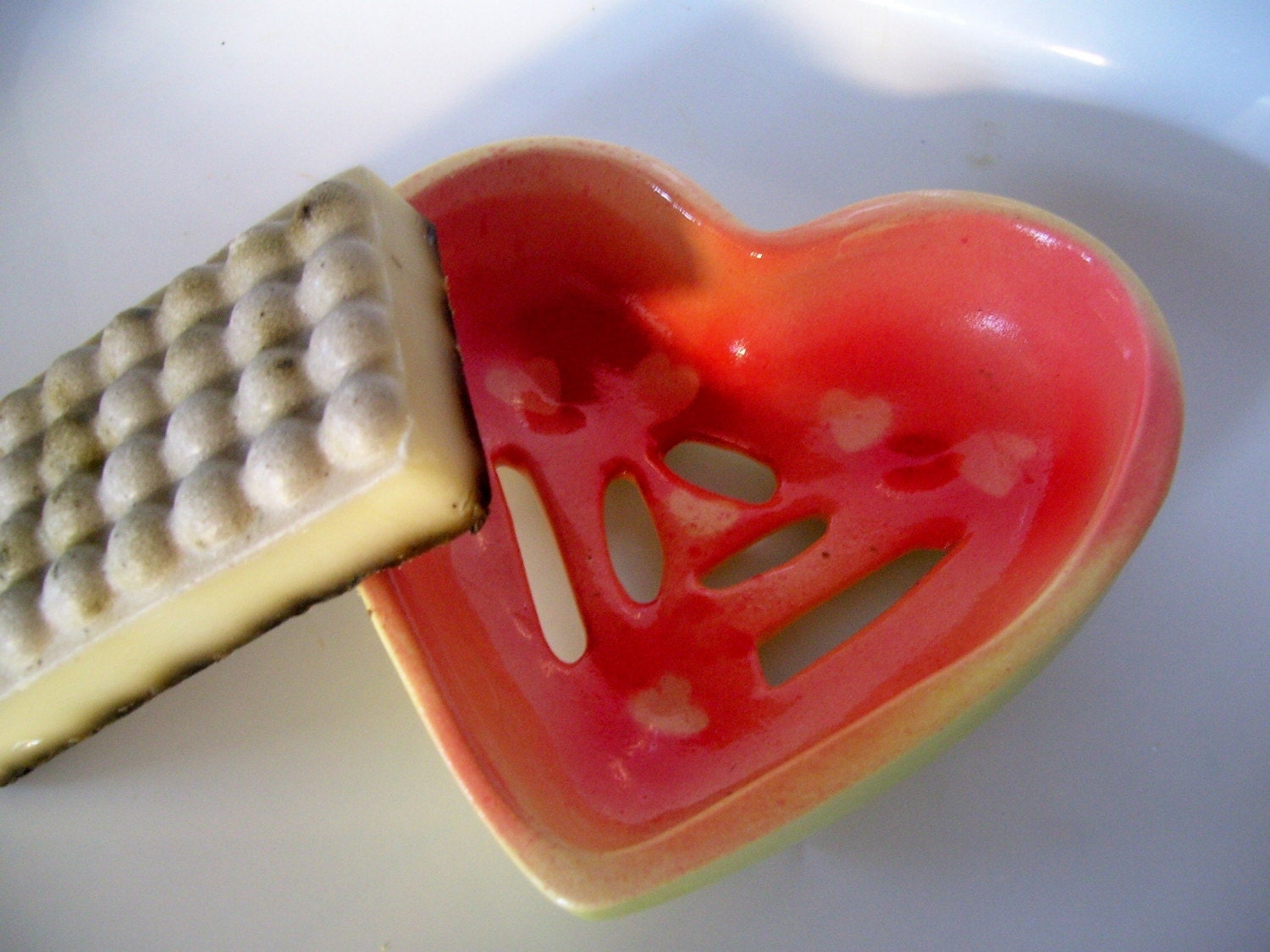 ONE LOVE Ceramic Heart Dish