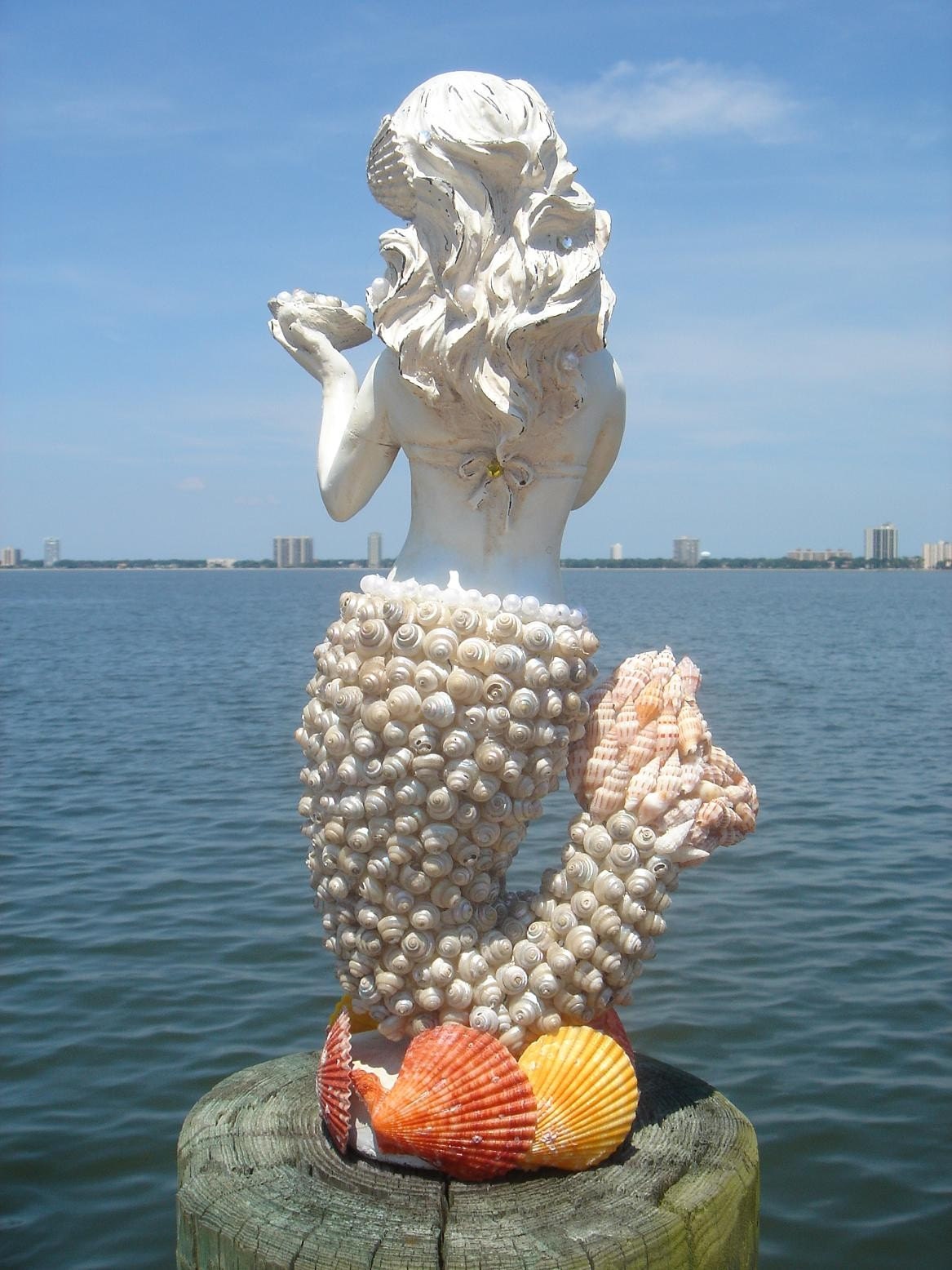 Seashell Mermaid figurine