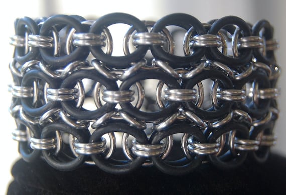 Stretchy Helm Weave Bracelet