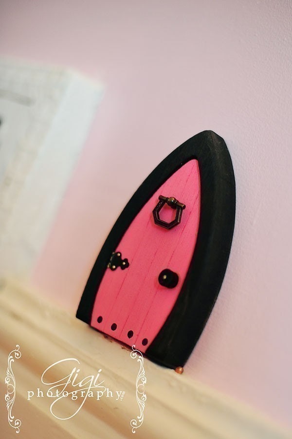 Gnome Doors, Faerie doors, Fairy Doors, Elf Doors, 5.5 inch colored - your choice.