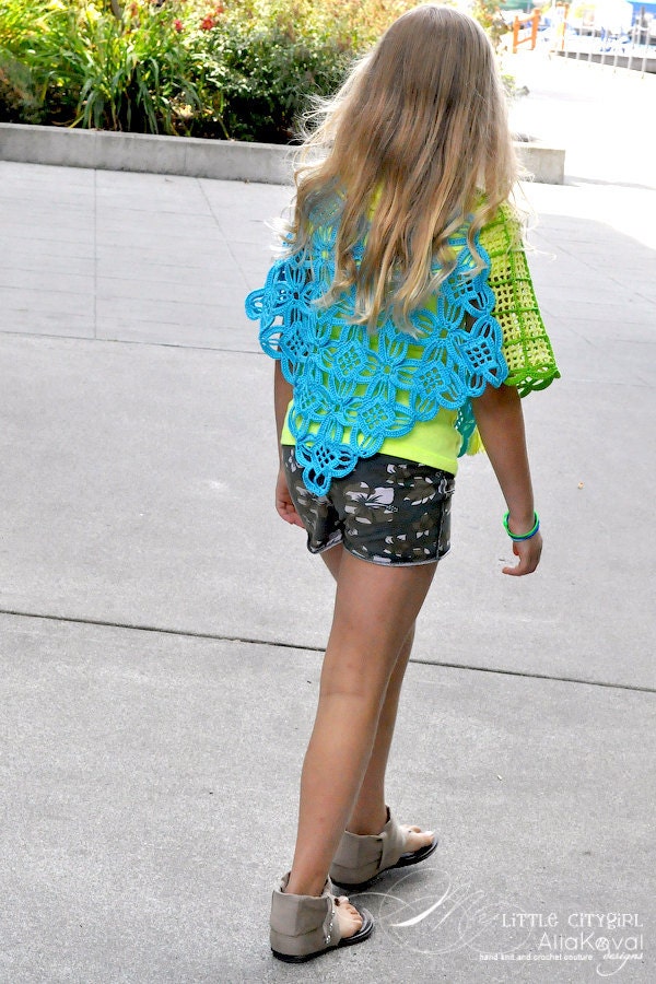 Jardin Hip Shawl Crochet Pattern/Ebook PDF Sizes Kids to Adult