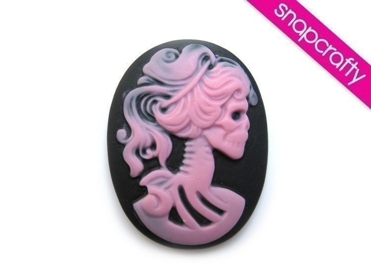 2pc pink on black lovely lolita skeleton cameos 30x40mm